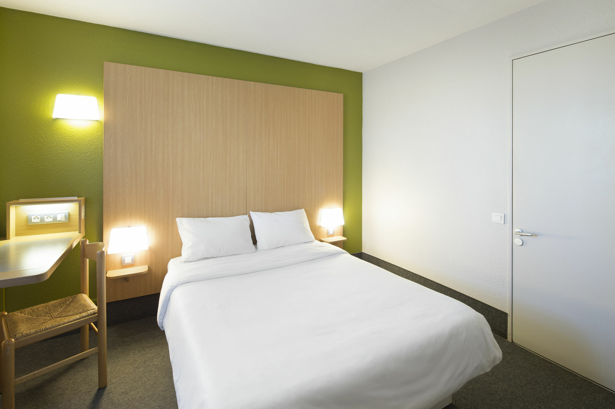 B&B HOTEL Marseille Prado Vélodrome Esterno foto